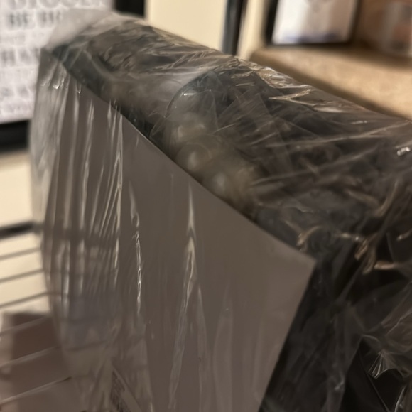 Badgley Mischka
 Black Quilted Bag with Pearl Chain brand new - Picture 4 of 4